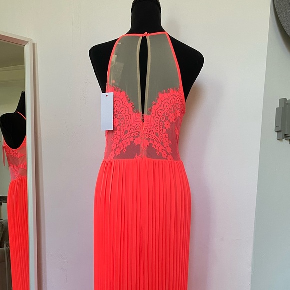 LUSH Lace Maxi Dress - Picture 5 of 5